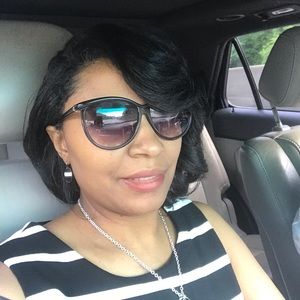 Meet your Posher, Tanisha